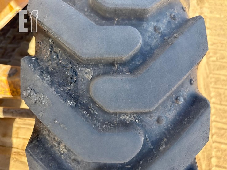 2008-deere-310sj-image-7