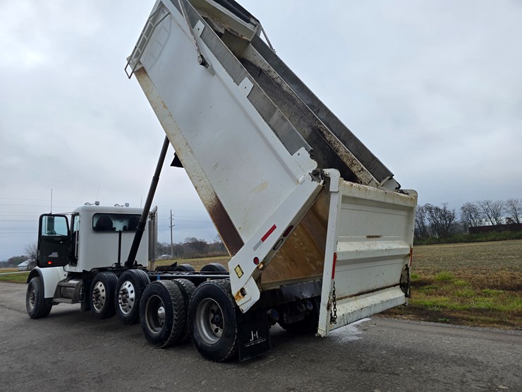 peterbilt-367-image-59