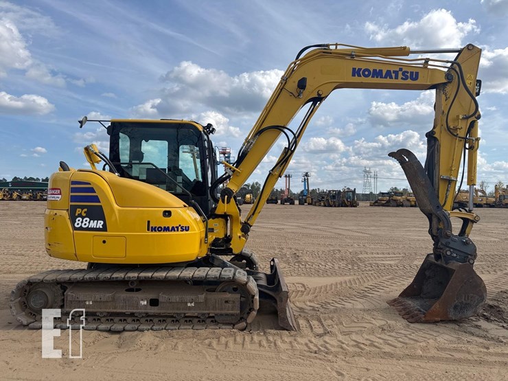 komatsu-pc88mr-10-image-5