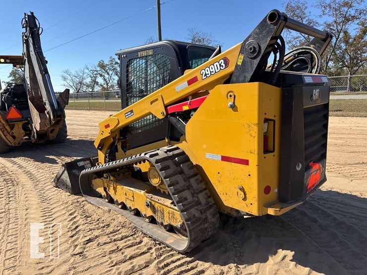 2022-caterpillar-299d3-image-2