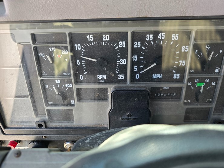 1999-international-4700-image-62