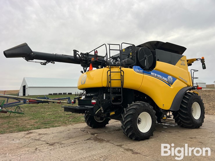 new-holland-cr6.90-image-5