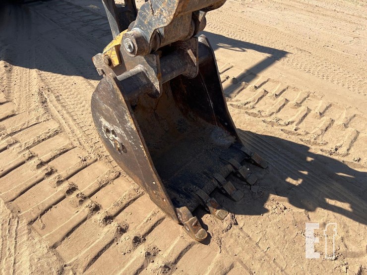 2018-deere-60g-image-19