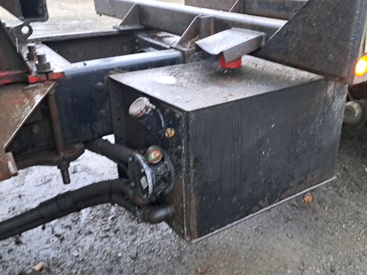 international-2001-image-36