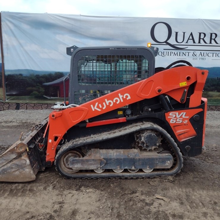 KUBOTA SVL65-2
