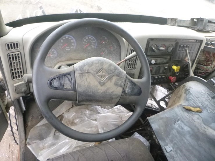 international-7600-image-11