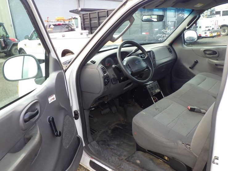 2004-ford-f150-image-4