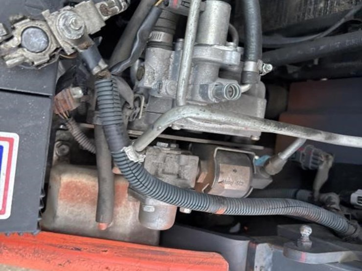 2007-toyota-8fgcu20-image-30