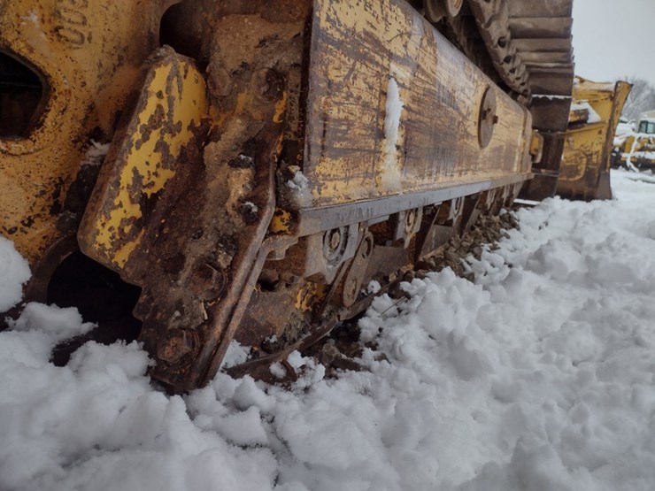 komatsu-d41e-6-image-24