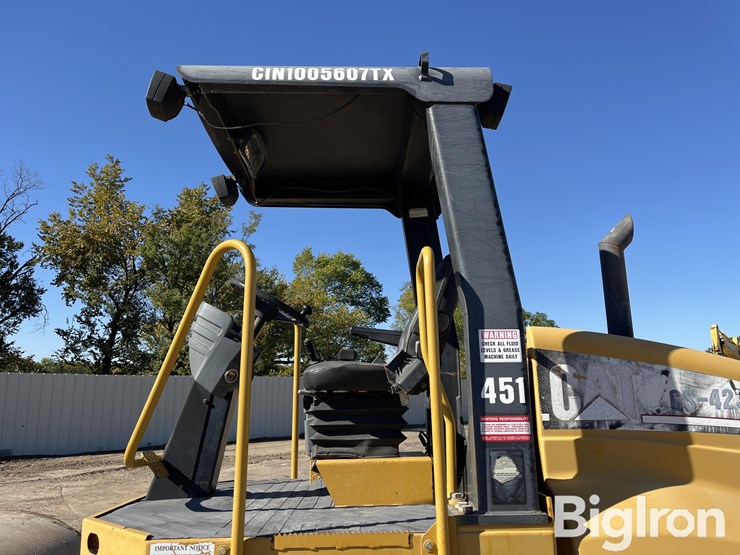 caterpillar-cs-423e-image-12
