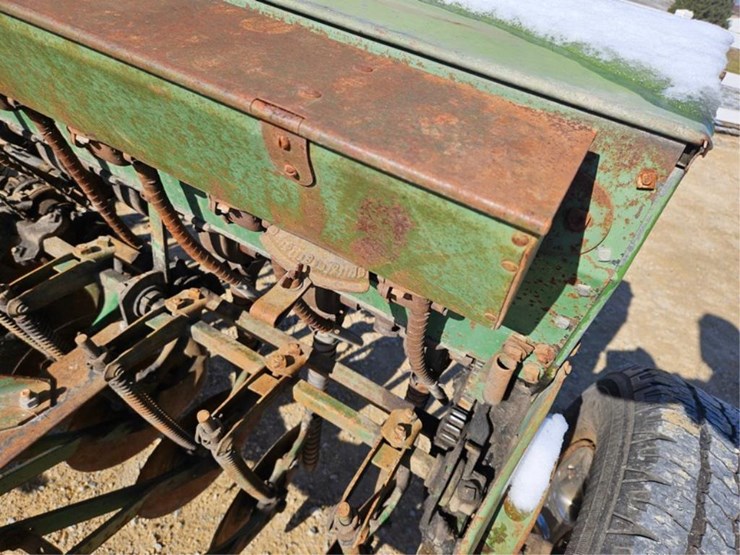 #3356-•-john-deere-van-brunt-grain-drill-image-14