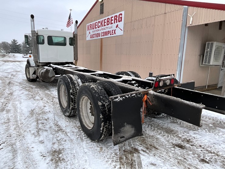 kenworth-t800-image-11