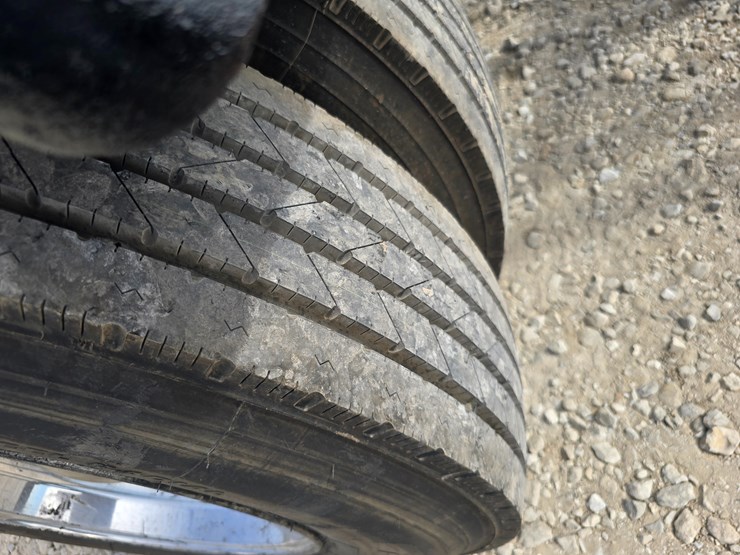 2004-ford-f650-image-89