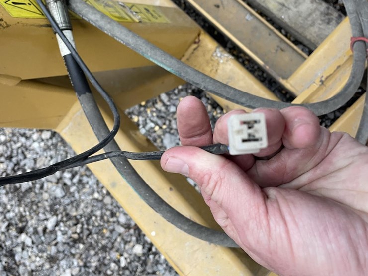 2022-tubeline-tl1000r-image-11