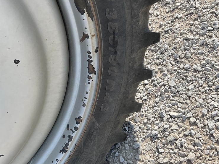 case-ih-patriot-3330-image-14