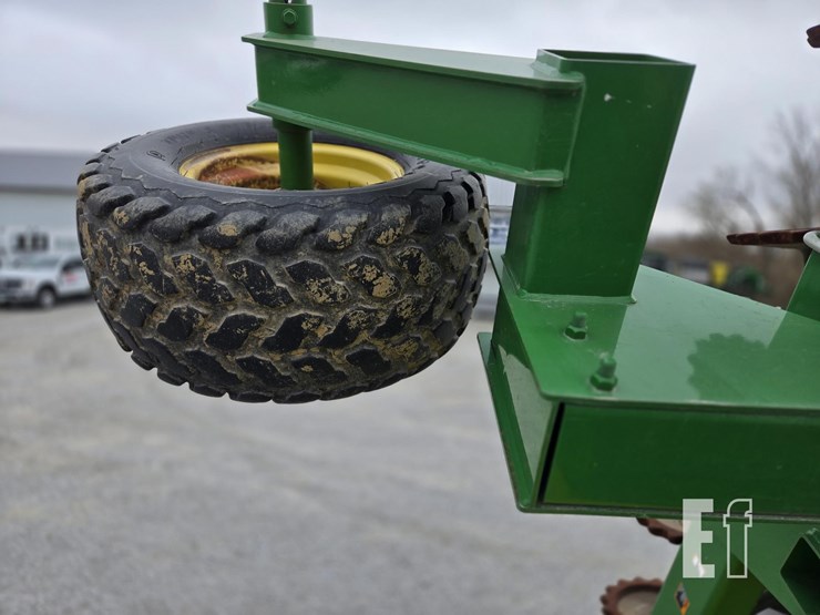 john-deere-1990ccs-image-33