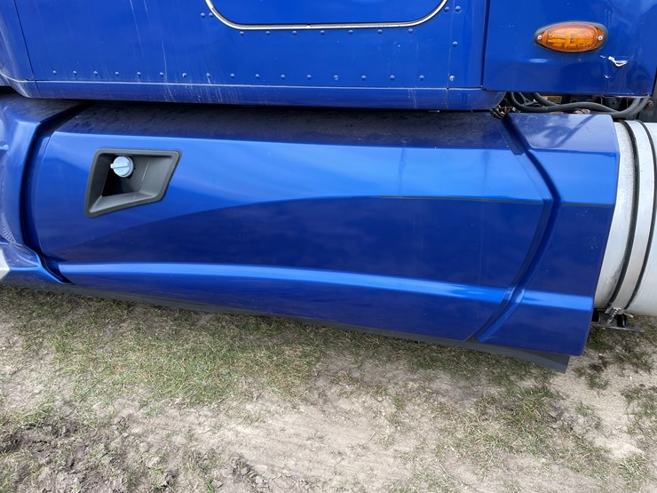 kenworth-t680-image-21