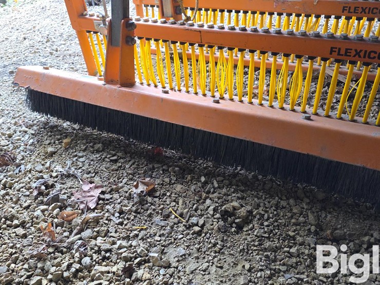 sisis-quadraplay-72"-ballfield-groomer/conditioner-image-20