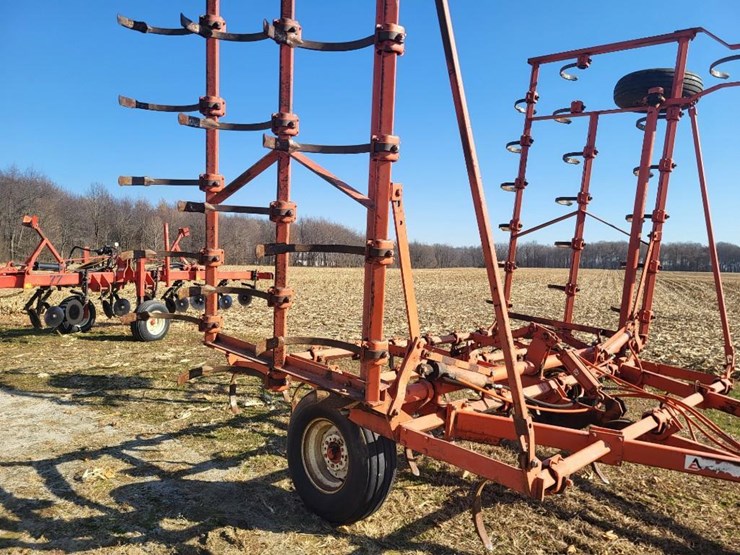 allis-chalmers-1300-field-cultivator-image-27