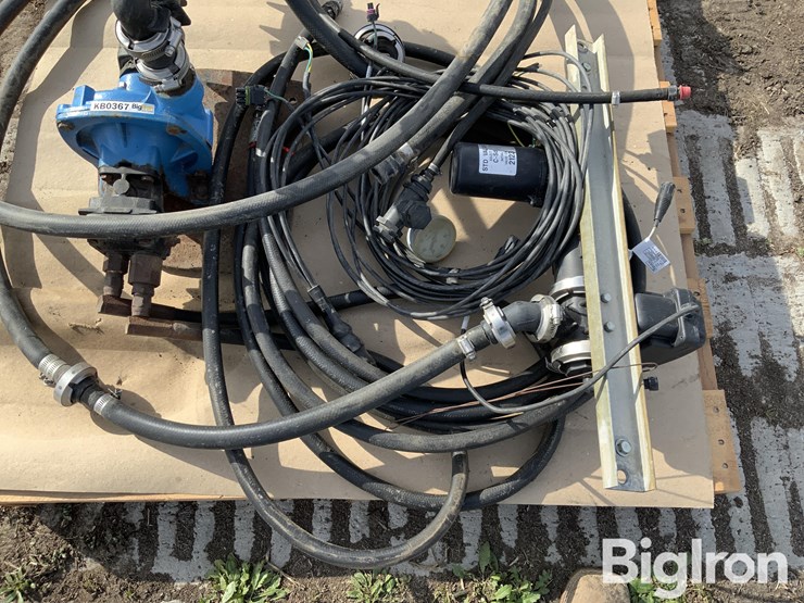 hypro-9303-hydraulic-fertilizer-pump-image-19