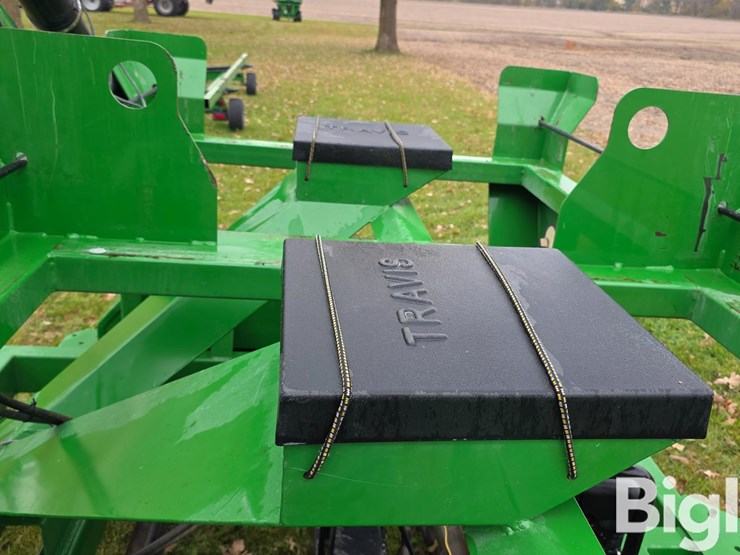 hitch-doc-hsc2000-seed-tender-image-12