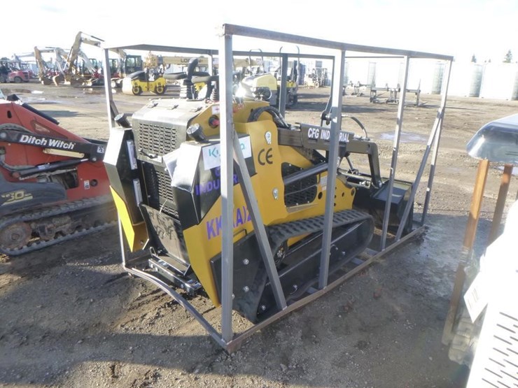 2025-cfg-ktt-(a)27-skid-steer-track-loader-image-3