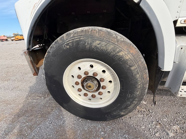 national-1100-image-16