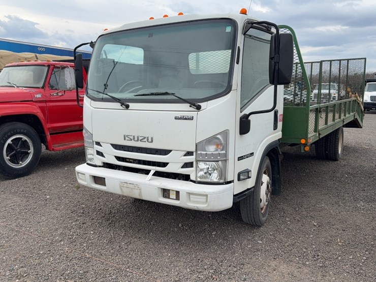 isuzu-npr-hd-image-1