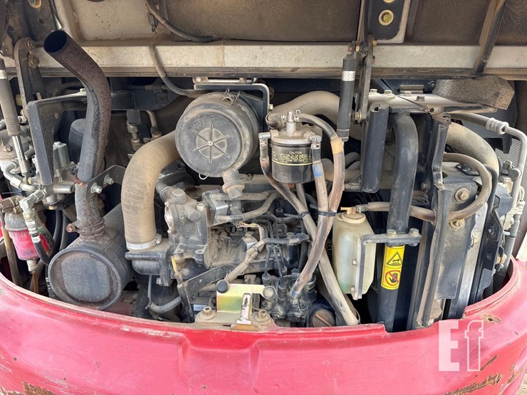 takeuchi-tb235-2-image-26