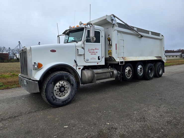 peterbilt-367-image-5