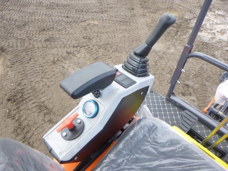 aboss-gh25-hydraulic-excavator-image-21