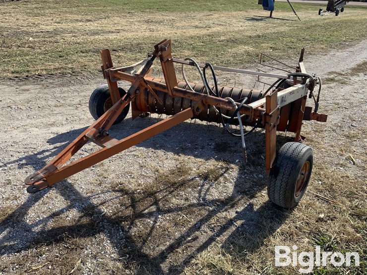 a&l-2010-hay-fluffer-image-1