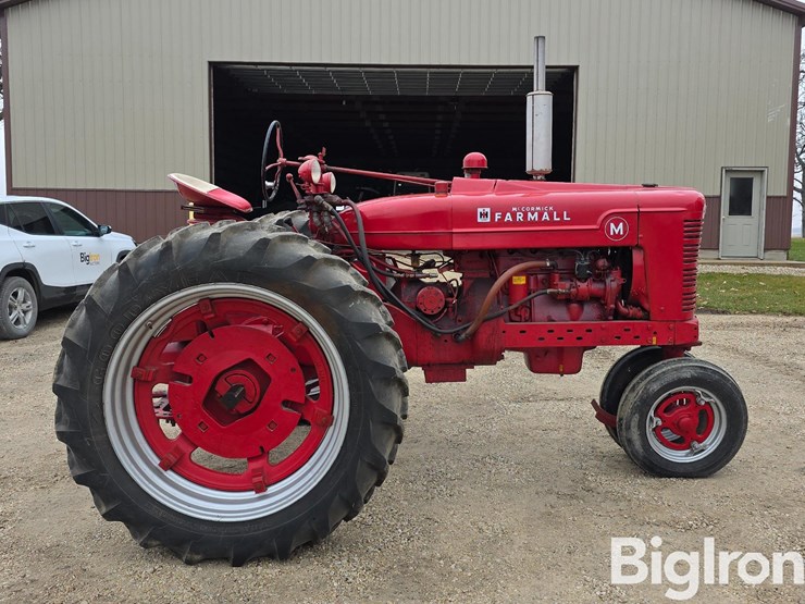 1951-farmall-m-2wd-tractor-image-4