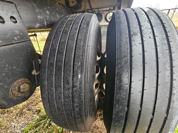 2017-timpte-hopper-bottom-image-36