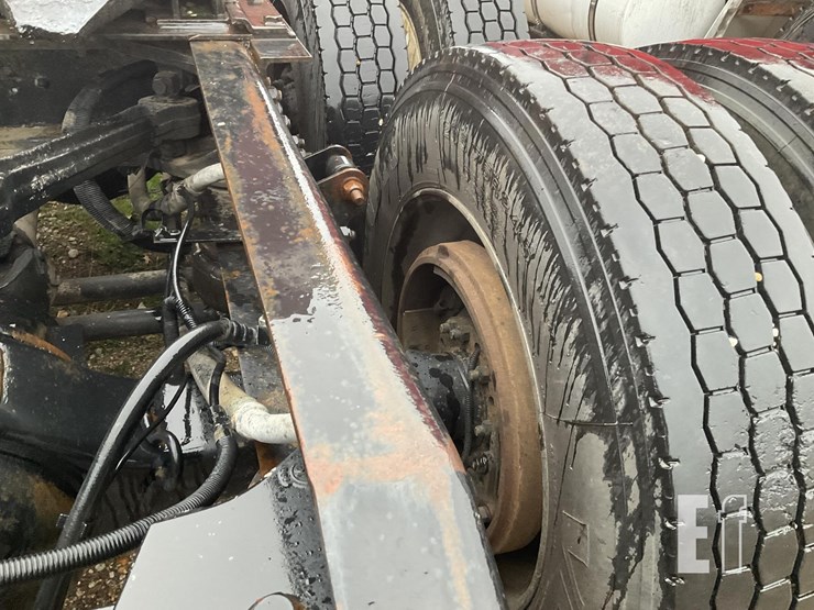 kenworth-w900l-image-5