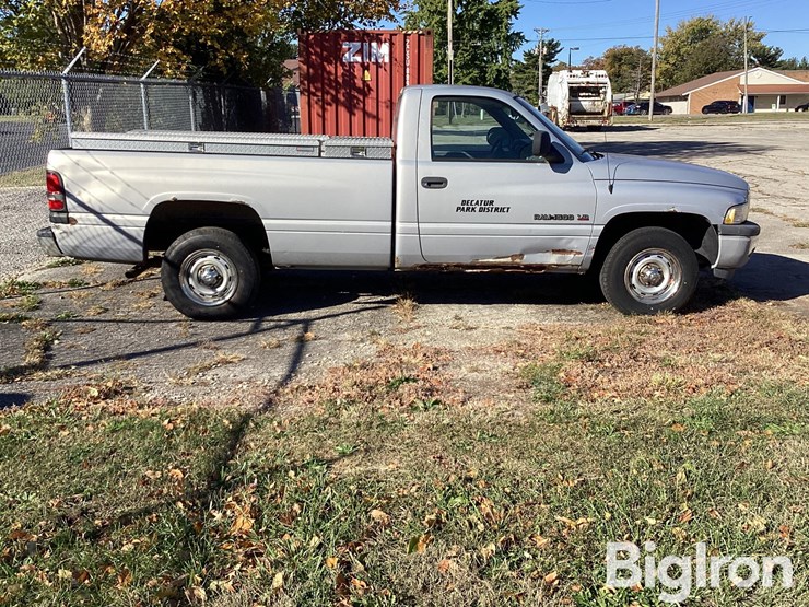 dodge-ram-1500-image-4