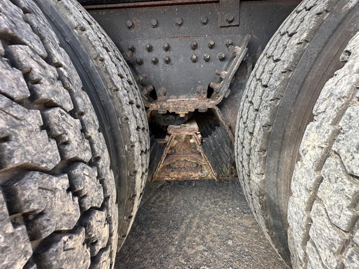 kenworth-t800-image-13