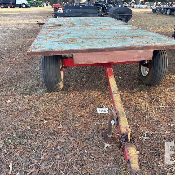 16' WAGON FOR HAY TIRE ROAD STYLE