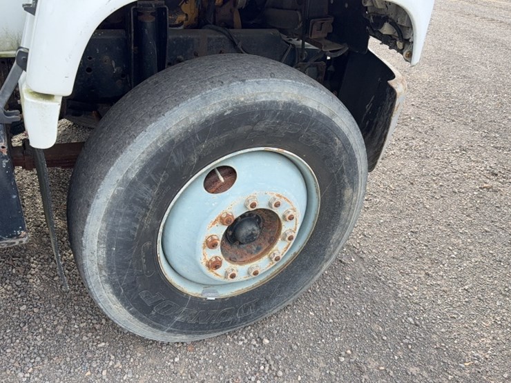 1996-caterpillar-3116-image-8