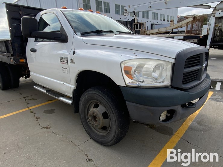 2008-dodge-ram-3500-image-11