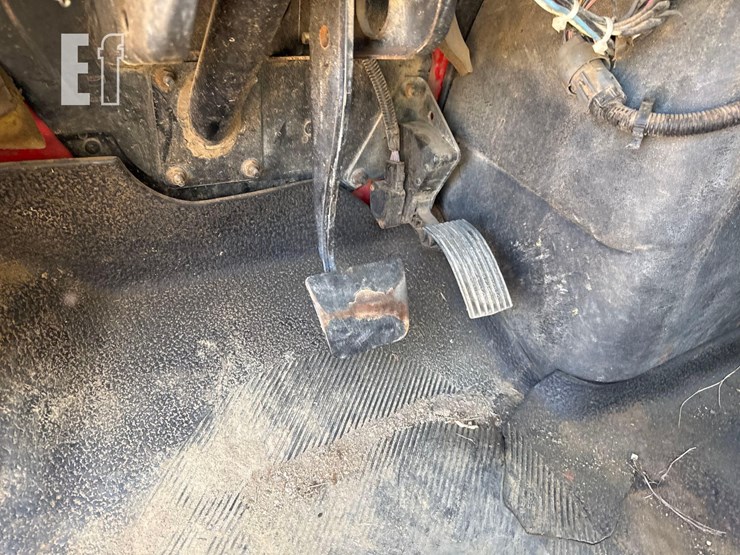 international-durastar-4300-image-31