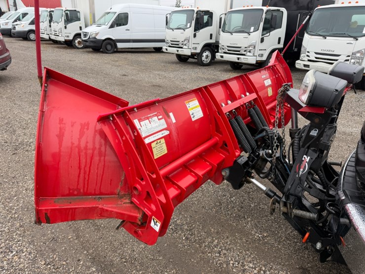 2022-ford-f550-image-7