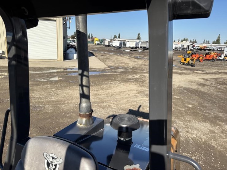 2017-case-586h-image-31