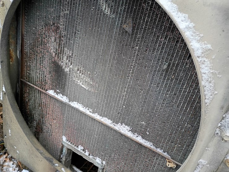 international-4900-image-8