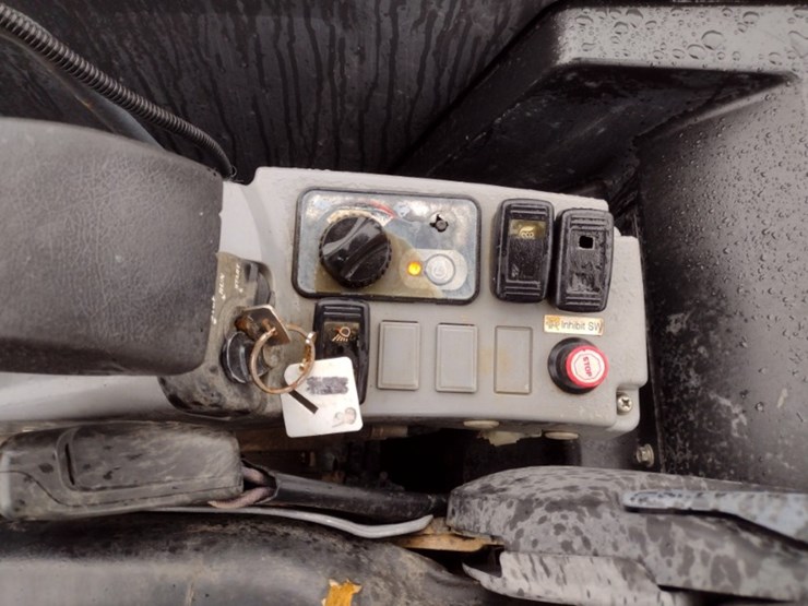 kubota-kx040-4-image-9