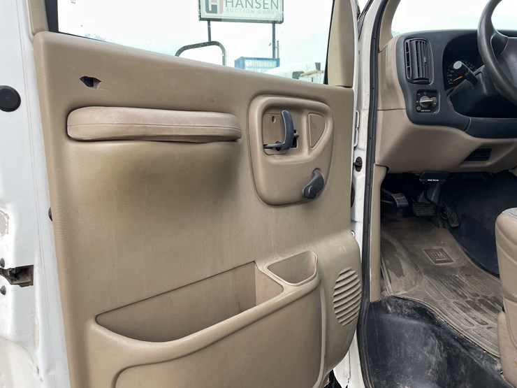 chevrolet-express-3500-image-49