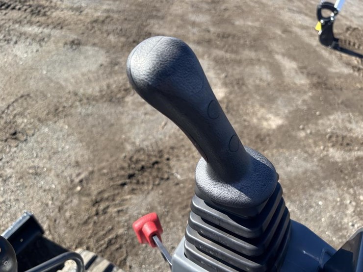 2022-bobcat-e10e-hydraulic-excavator-image-29