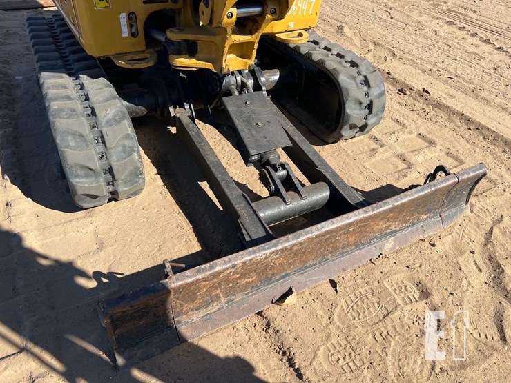 2022-caterpillar-301.5-image-21