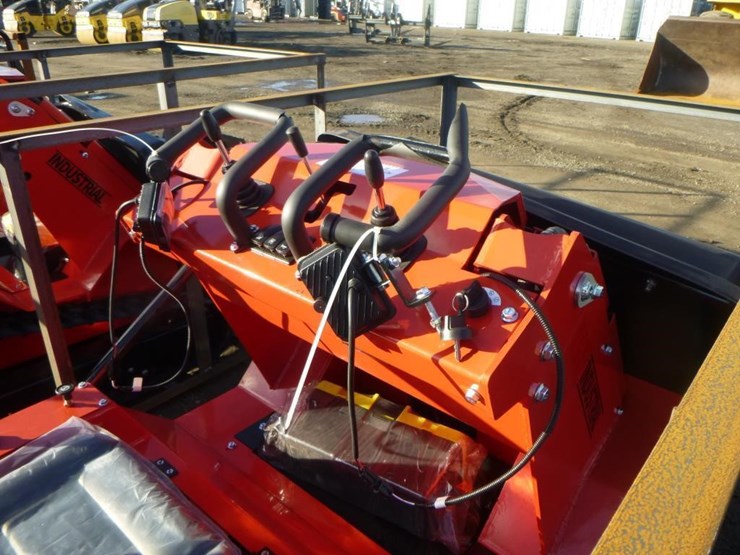 2025-agt-sda-140t-skid-steer-track-loader-image-15