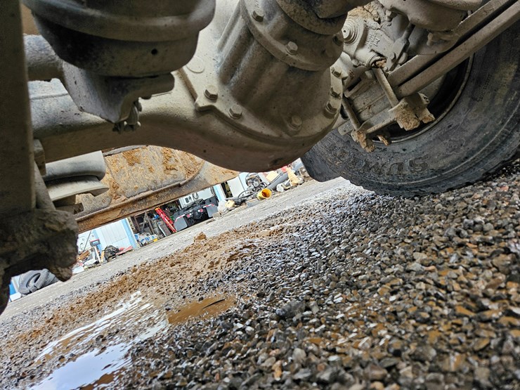 freightliner-columbia-112-image-102